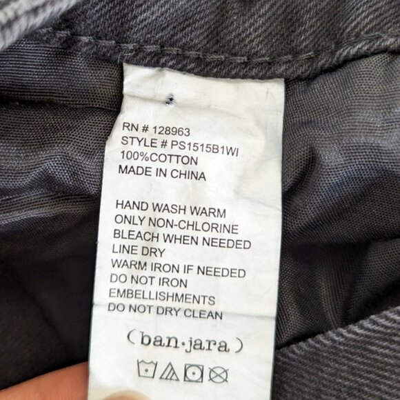 Banjara Women's Embellished Distressed Jeans - Size 26 - Picture 5 of 9